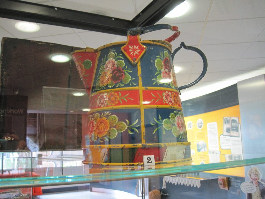 2-gallon watering can