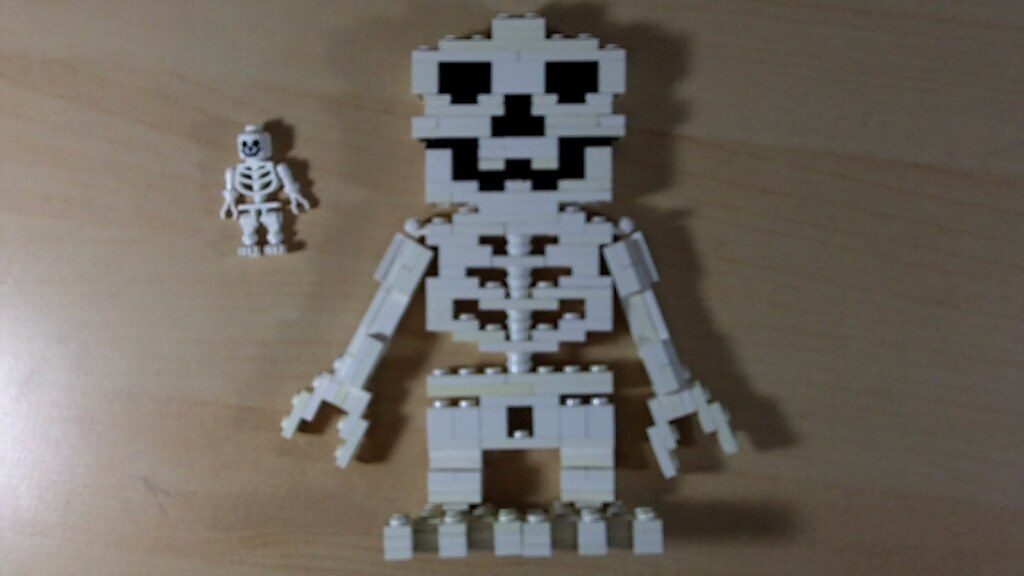5-ft posable skeleton