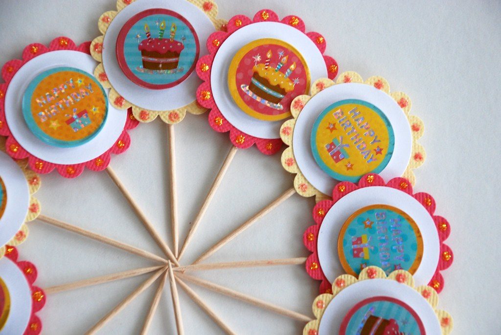 Cake / cupcake toppers