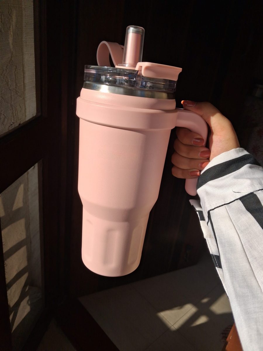 Insulated tumbler with handle (30โ40 oz)