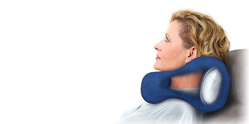 Memory foam neck travel pillow