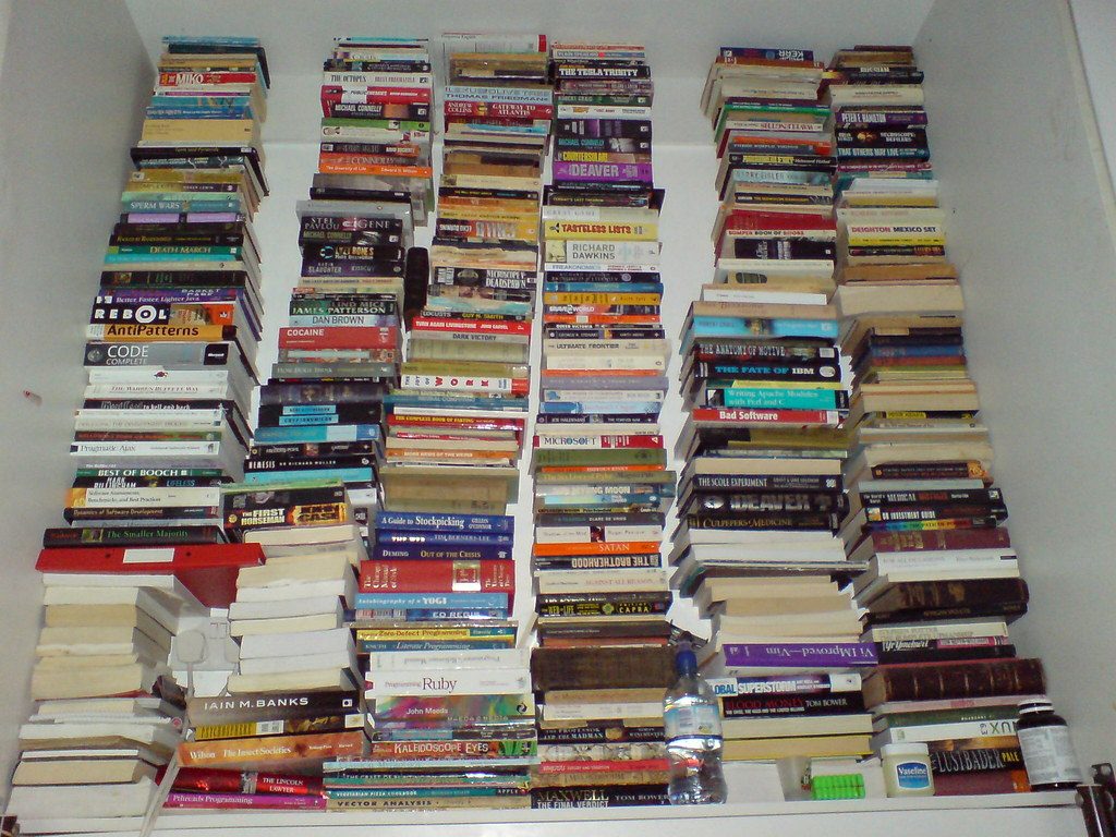 Tall 5-shelf bookcase (flat-pack)