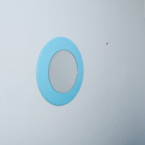 Wall mirror